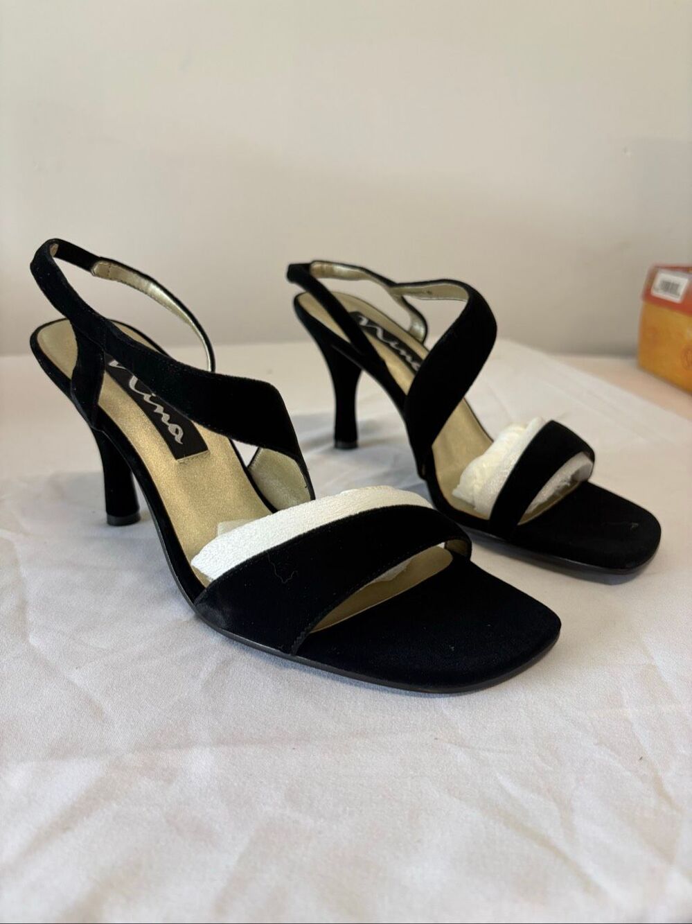 Nina Vineta - CV Black Velvet Strap Open Toe Pump Women’s Size 10M NWB